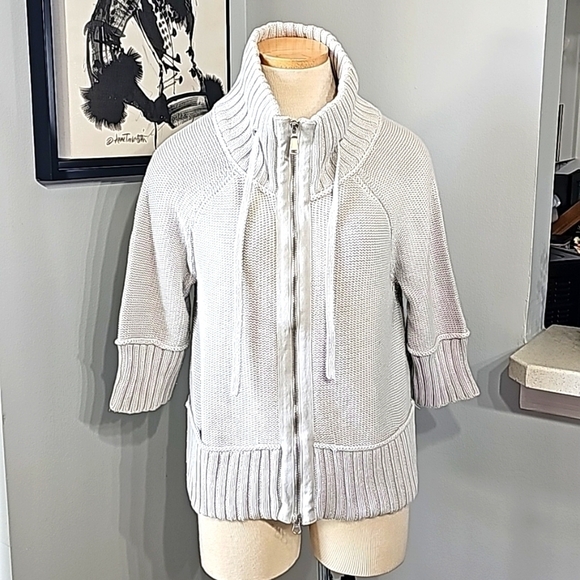 EDDIE BAUER, zipper sweater. Short sleeves. Size large,  gray. 2 pockets. - Picture 1 of 10